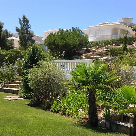 Luxury 4 Bedroom Algarve With Private Pool 부덴스